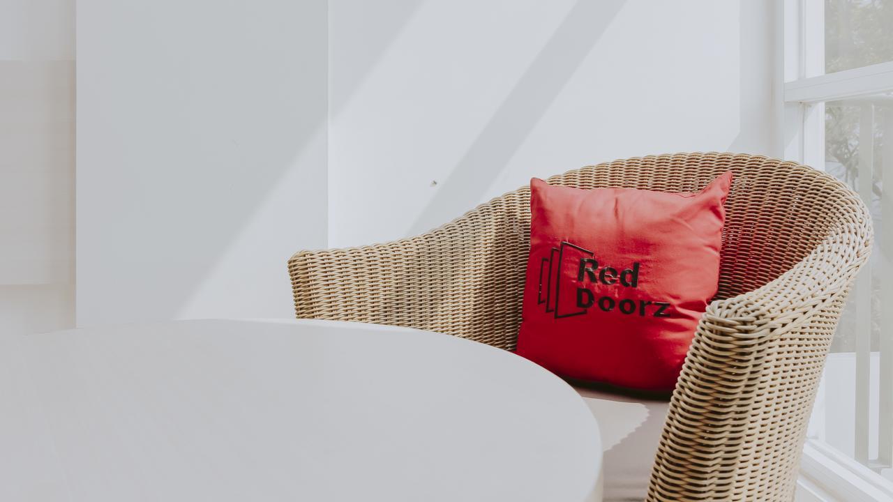 Reddoorz Near Pancoran Ξενοδοχείο Τζακάρτα Εξωτερικό φωτογραφία