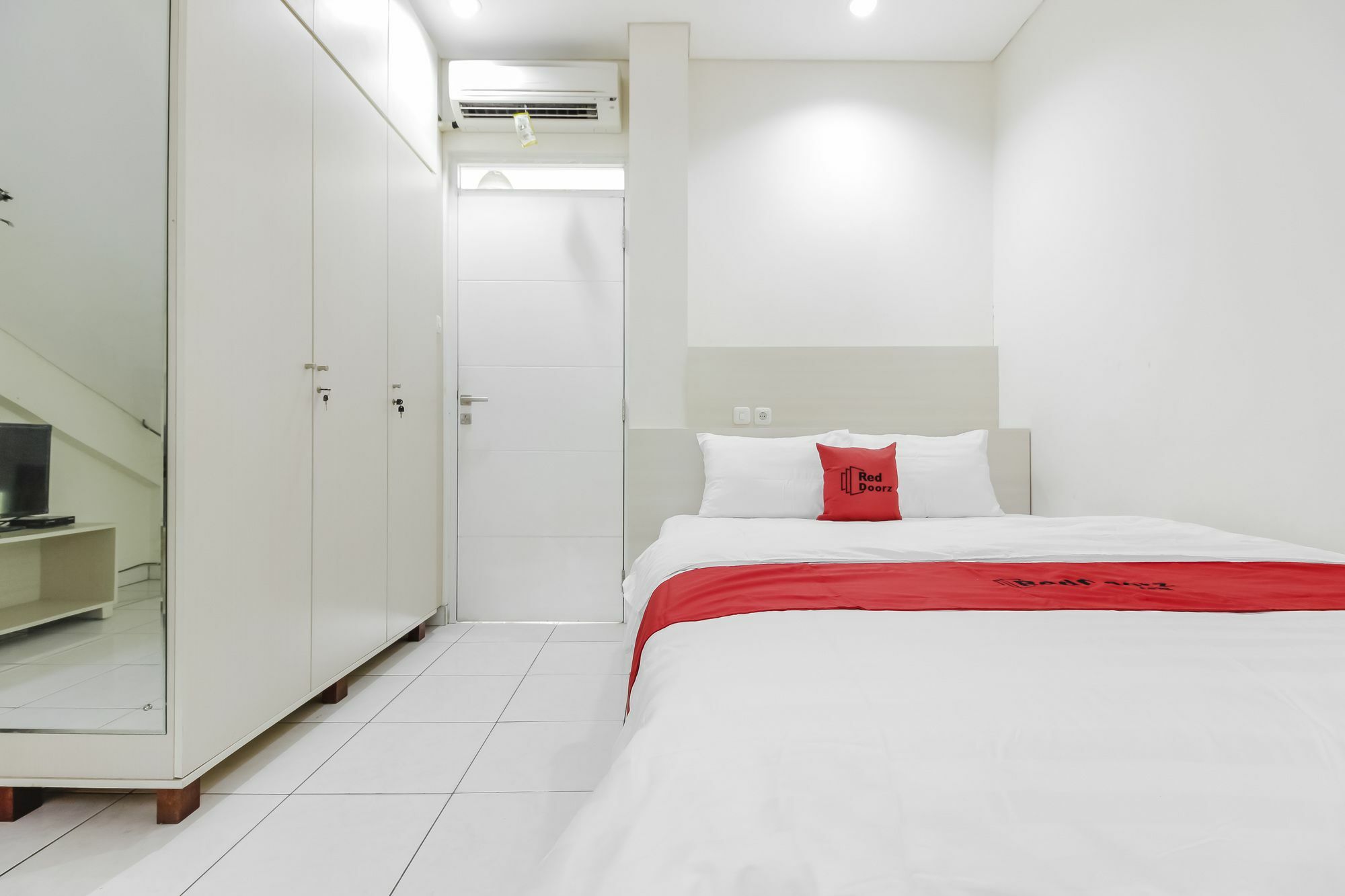 Reddoorz Near Pancoran Ξενοδοχείο Τζακάρτα Εξωτερικό φωτογραφία